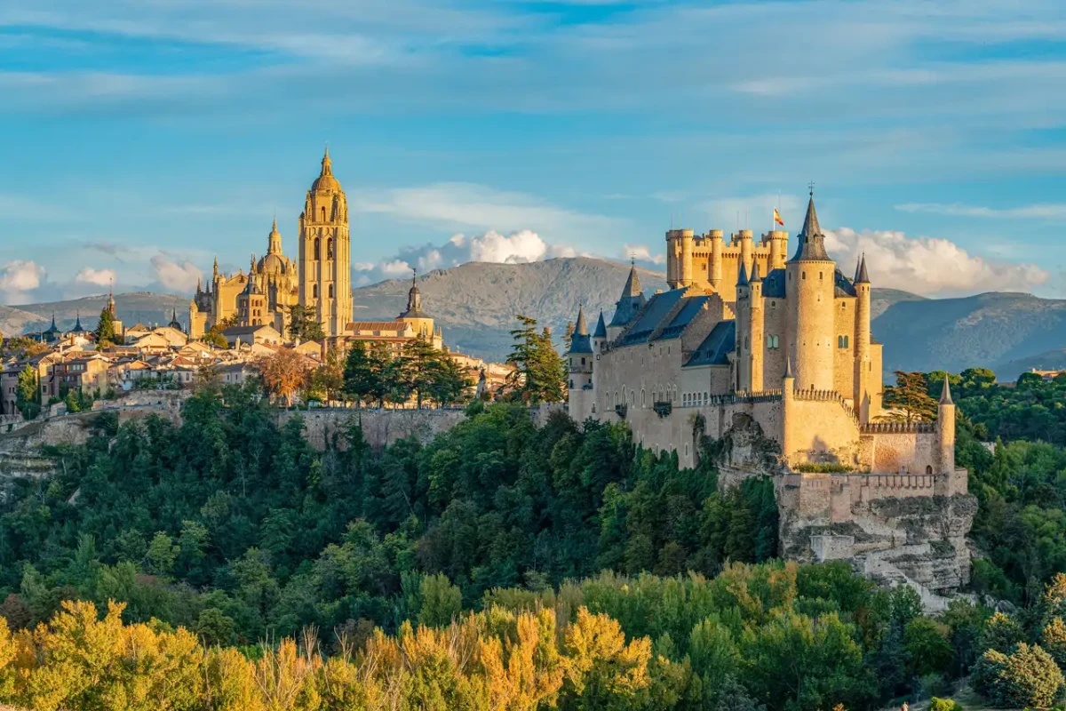 alcazar de segovia 1475d17e 250403161615 1280x854